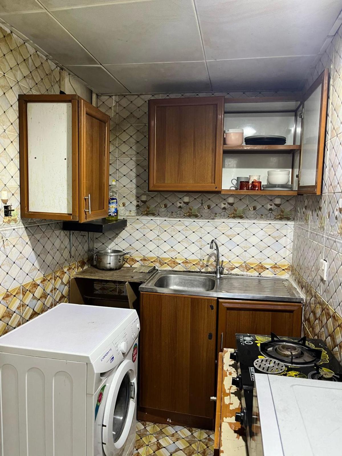 Tanih'S Lodging Apartman Abu Dzabi Kültér fotó