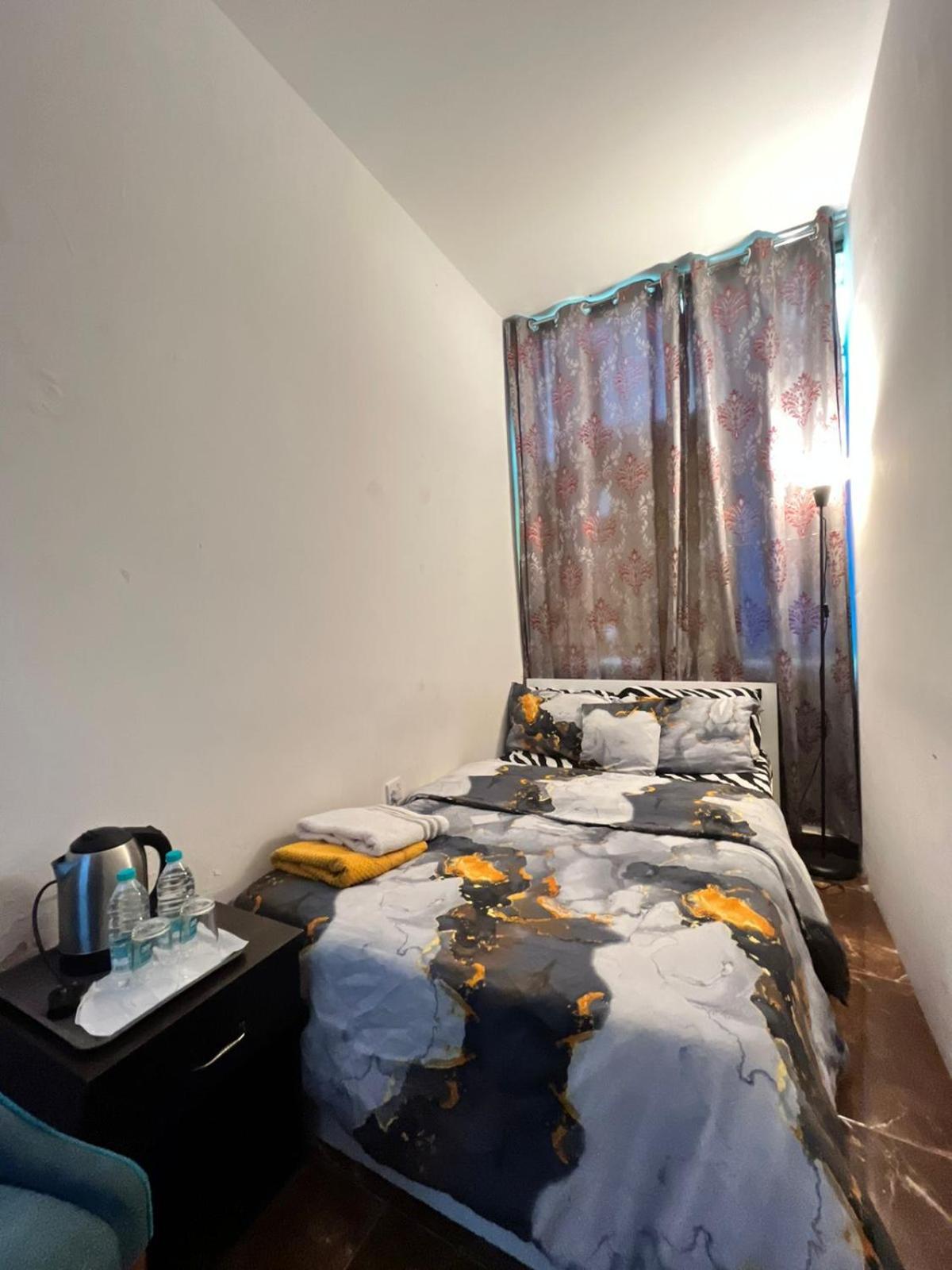 Tanih'S Lodging Apartman Abu Dzabi Kültér fotó